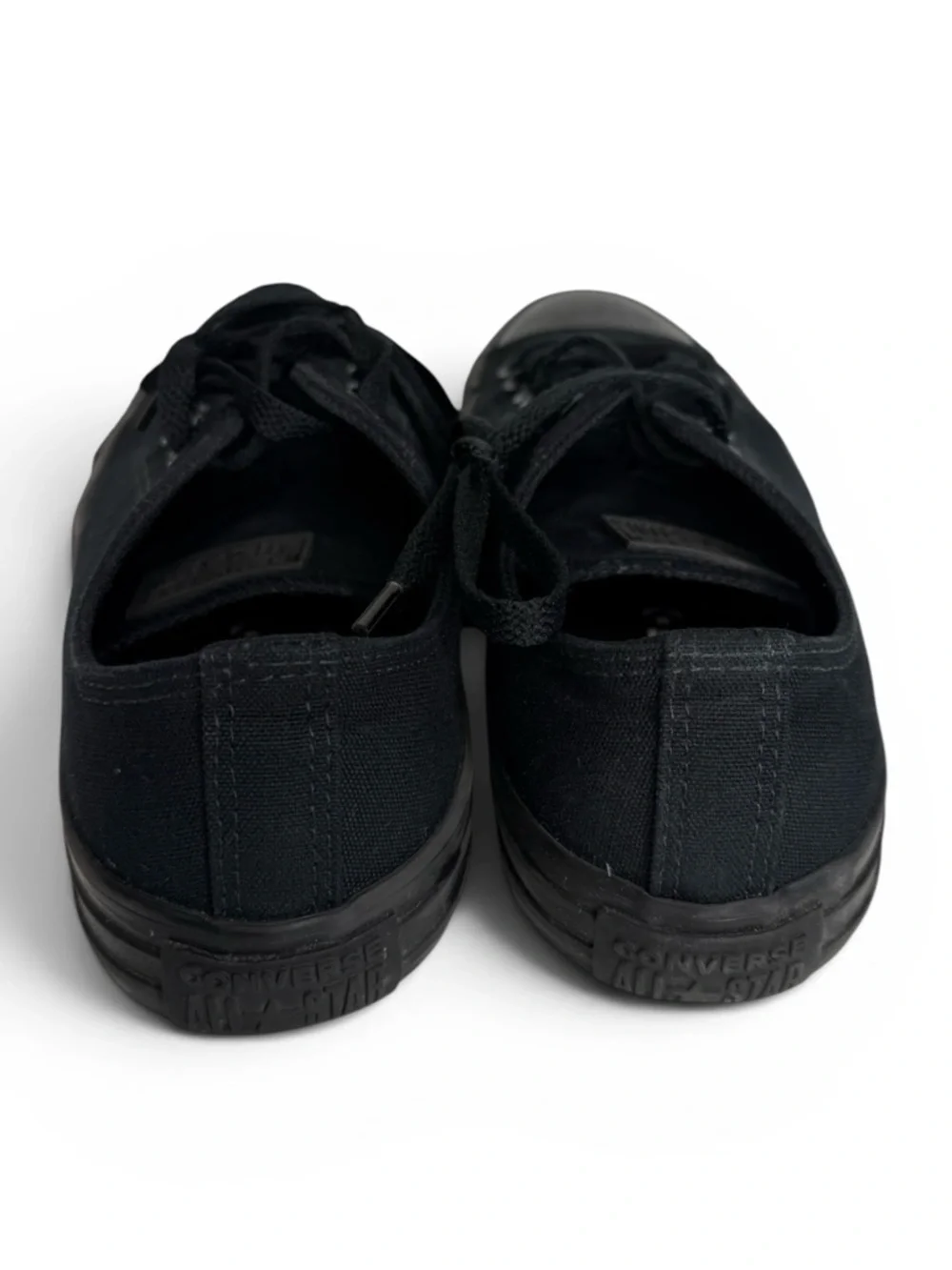 Converse All Black Low Top Sneakers Unisex Mens Size 6 Womens size 8 Monochrome - Picture 3 of 6